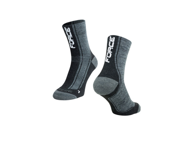 Zimné cyklistické ponožky FORCE FREEZE s využitie aj pre ďalšie športové aktivity, veľkosť L - XL odpovedá EUR 42 - 47 / US 8 - 12, teplotný komfort zaisťuje vystuženie holene, priehlavku a spodnej nášlapné časti vrátane prstov, ponožky označené veľkosťou a ľavú + pravú (R + L).