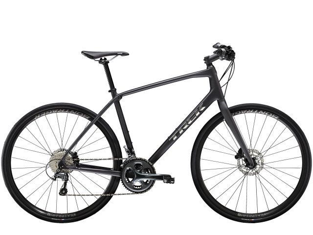 FX Sport 5 je karbónový fitnes bicykel pre jazdcov, ktorí chcú ľahký bicykel s rýchlosťou cestného bicykla s komfortom a ovladaťelnosťou rovných riaditiel. Vďaka OCLV karbónovému rámu s IsoSpeed technológiou, ktorá pohlcujé nárazy a vysokokvalitnými komponentmi je to skvelý bicykel na trénovanie či rýchle výjazdy.